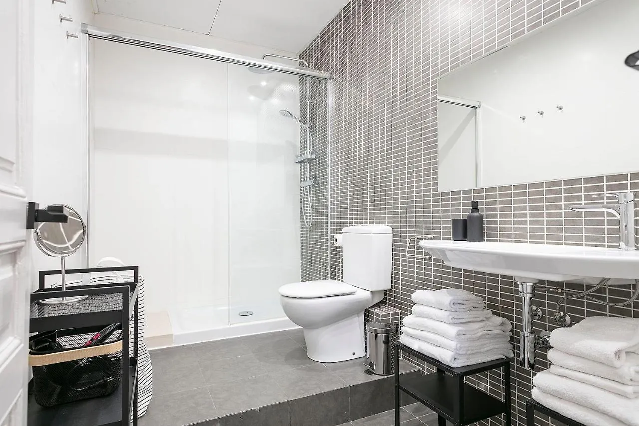 My Space Barcelona - Newly Renovated Apartment In Gracia For Families And Executives